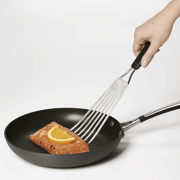 ملعقة مساعدة في القلي